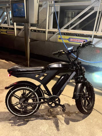 fatbike v30 dubbele accu zo goed als nieuw