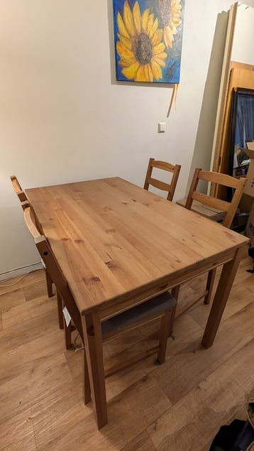 IKEA Jokkmokk Eettafel + 4 Jokkmokk stoelen + kussens