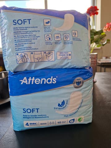 Attends soft 4 maxi
