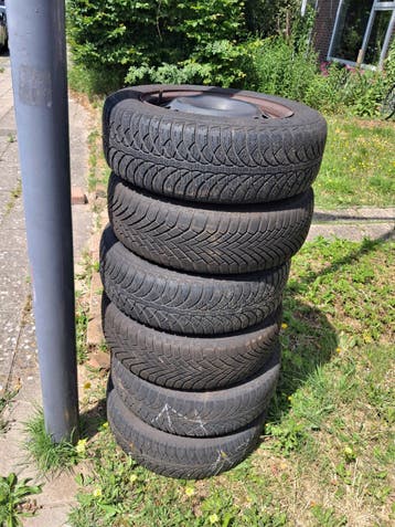 Gratis banden met velgen