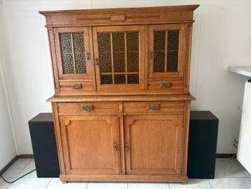 Antieke Eikenhouten Kast - Twee Delen