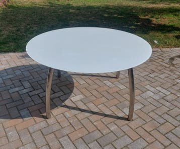 4 Seasons Outdoor tuintafel met glazen blad - Ø 1.4m