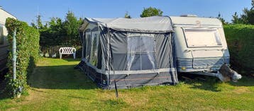 TE KOOP: JOUW EIGEN VAKANTIEPLEK DICHT AAN ZEE!