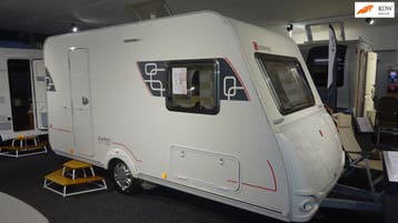 Sterckeman STARLETT Comfort 420 2016 VASTBED MOVER 841 kg