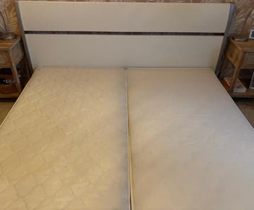 Boxspring onderstel + hoofdbord