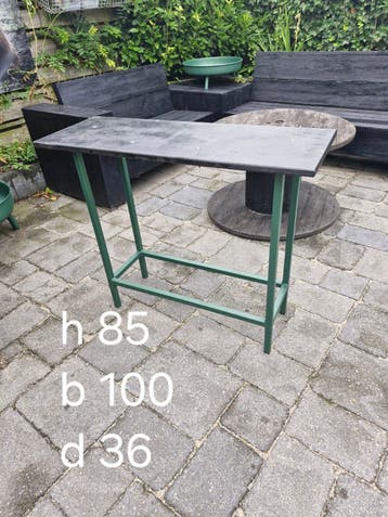 Bloementafel / Werkbankje / Tafeltje - bijna Gratis