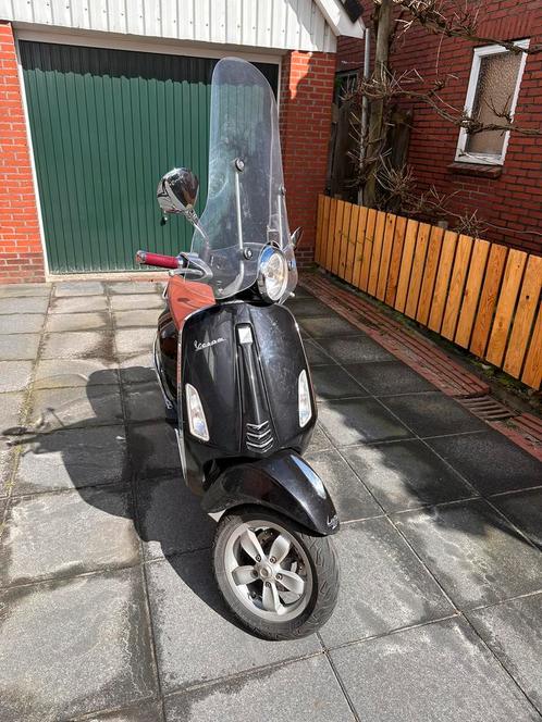 Vespa Primavera 2014 4takt, Fietsen en Brommers, Scooters | Vespa, Gebruikt, Overige modellen, Maximaal 25 km/u, Benzine, Ophalen