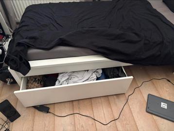 IKEA Bed 1-persoons Malm met 2 bedlades 90x200 - afbeelding 2 IKEA Bed 1-persoons Malm met 2 bedlades 90x200 - afbeelding 2
