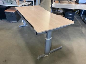 Verstelbaar bureau met slinger 180x90xH62-91 cm, 850 stuks - afbeelding 10 Verstelbaar bureau met slinger 180x90xH62-91 cm, 850 stuks - afbeelding 10