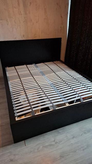 Bed zwartbruin Ikea Malm 160x200 - afbeelding 1 Bed zwartbruin Ikea Malm 160x200 - afbeelding 1