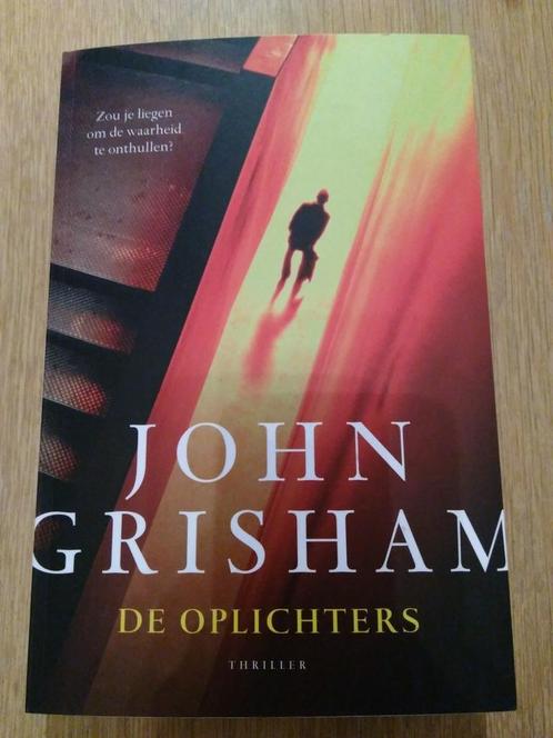 John Grisham - De oplichters, Boeken, Thrillers, Zo goed als nieuw, Ophalen of Verzenden