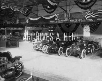 Middleby Auto Company - Percy H. Johnston exhibits 1909 Newa