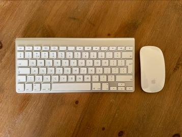 Apple Magic Mouse 2 en Apple draadloos toetsenbord 