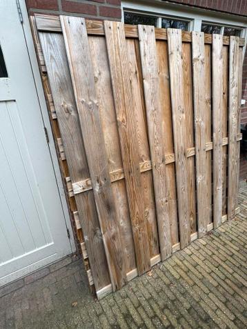 4 st. Tuinschermen gratis afhalen.