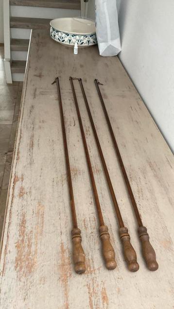 Trekstangen voor gordijnen, vier stuks, 100 cm, donker hout 