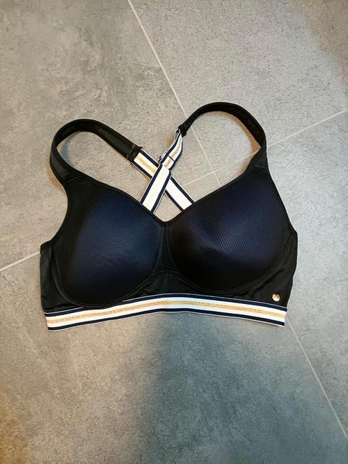 Hunkemöller sport bh zwart blauw 85C, Kleding | Dames, Sportkleding, Zo goed als nieuw, Blauw, Ophalen of Verzenden