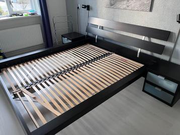 IKEA bedframe 160x200 - donkerbruin - afbeelding 2 IKEA bedframe 160x200 - donkerbruin - afbeelding 2