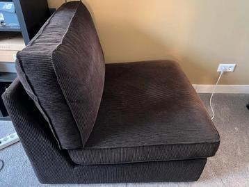 Zwarte ribstof loveseat / bankje - IKEA KIVIK - afbeelding 1 Zwarte ribstof loveseat / bankje - IKEA KIVIK - afbeelding 1