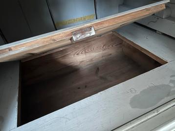 Antieke Linnenkast met Hangruimte en Planken - afbeelding 13 Antieke Linnenkast met Hangruimte en Planken - afbeelding 13