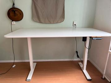 IKEA Bekant elektrisch zit/sta bureau 16080 – verstelbaar - afbeelding 4 IKEA Bekant elektrisch zit/sta bureau 16080 – verstelbaar - afbeelding 4