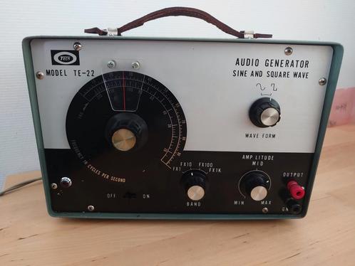 Audio Generator Tech TE-22 met buizen! Vintage !, Doe-het-zelf en Verbouw, Meetapparatuur, Zo goed als nieuw, Ophalen of Verzenden