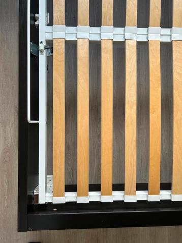 Ikea Bedframe met Gasveer Bergruimte - afbeelding 1 Ikea Bedframe met Gasveer Bergruimte - afbeelding 1