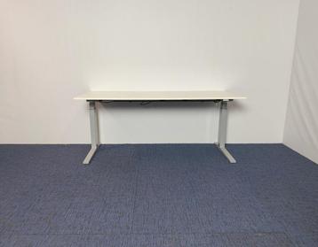 25 x Zit/sta bureau Bene (elektrisch), wit blad, 180 x 80 - afbeelding 6 25 x Zit/sta bureau Bene (elektrisch), wit blad, 180 x 80 - afbeelding 6