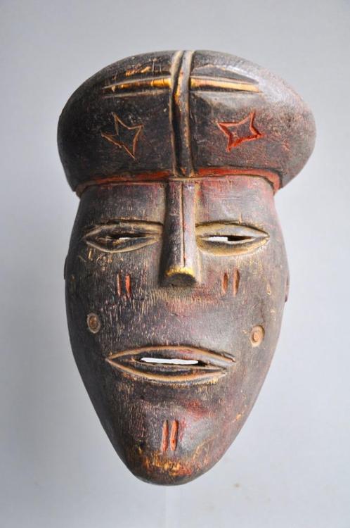Gelaatsmasker, LWENA, Angola, midden 20e eeuw, Antiek en Kunst, Kunst | Niet-Westerse kunst, Ophalen of Verzenden