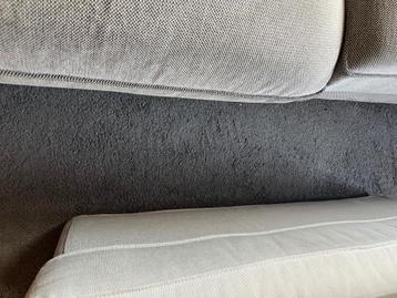 Grijze KIVIK IKEA bank + Poef - afbeelding 4 Grijze KIVIK IKEA bank + Poef - afbeelding 4