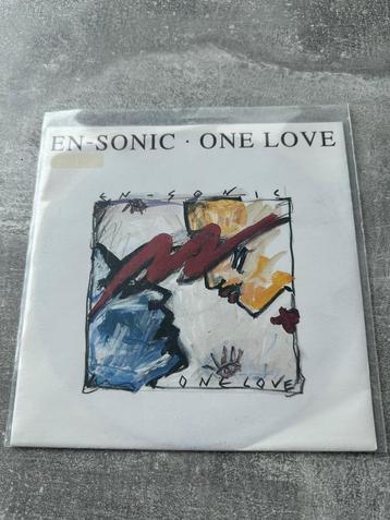 Single 7” En-Sonic - One Love