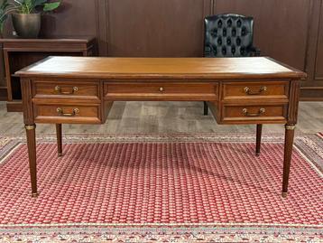 INKOOP/VERKOOP klassieke bureaus en Chesterfield stoelen - afbeelding 7 INKOOP/VERKOOP klassieke bureaus en Chesterfield stoelen - afbeelding 7