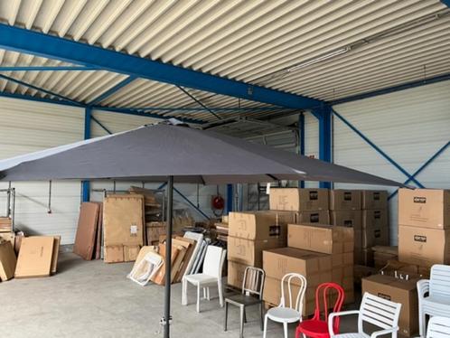 Grote horeca parasol 3 x 3 meter nieuw in grijs of ecru, Tuin en Terras, Parasols, Nieuw, Stokparasol, 3 tot 4 meter, Waterdicht