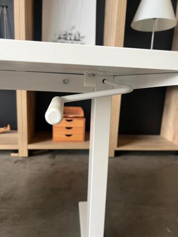 Ikea Verstelbaar zit-sta bureau met crank 120x70cm, 20 stuks - afbeelding 5 Ikea Verstelbaar zit-sta bureau met crank 120x70cm, 20 stuks - afbeelding 5