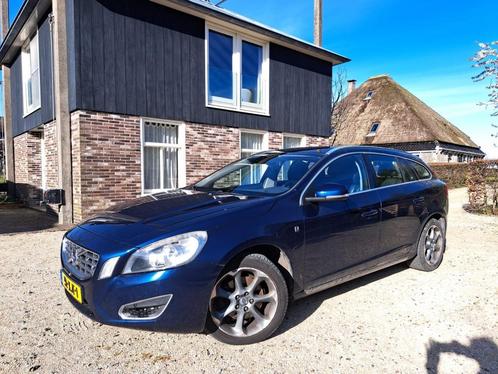 Volvo V60 T3 150pk Start/stop 2012 blauw met tv schermpjes, Auto's, Volvo, Particulier, V60, Airbags, Airconditioning, Alarm, Bluetooth