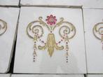 21 antieke Jugendstil wandtegels met relief 15x15