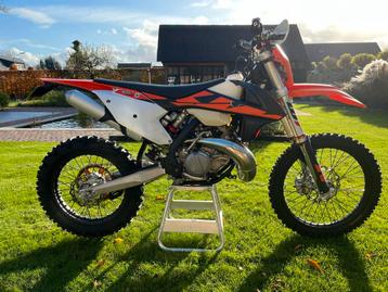 KTM 300 EXC TPI off road (bj 2018) slechts 14,5 uur!!