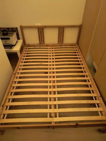Bedframe Fjellse met lattenbodems 140x200 cm - afbeelding 1 Bedframe Fjellse met lattenbodems 140x200 cm - afbeelding 1