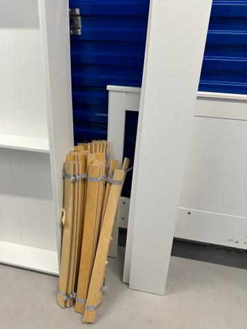 Ikea Songesand Bedframe 160x200 + Luröy Lattenbodem - afbeelding 9 Ikea Songesand Bedframe 160x200 + Luröy Lattenbodem - afbeelding 9