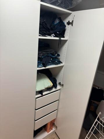 Hele grote Ikea Pax kast. Zgan! 3 meter. Kledingkast. - afbeelding 7 Hele grote Ikea Pax kast. Zgan! 3 meter. Kledingkast. - afbeelding 7