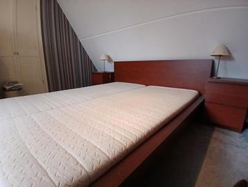 Ikea Malm 160x200 bed compleet met nachtkastjes - afbeelding 2 Ikea Malm 160x200 bed compleet met nachtkastjes - afbeelding 2