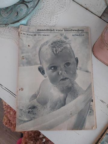 Brocante oude ariadne maandblad voor handwerken 15-01-1968 