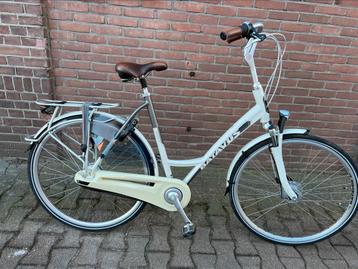 Te koop nette Batavus Monaco damesfiets 