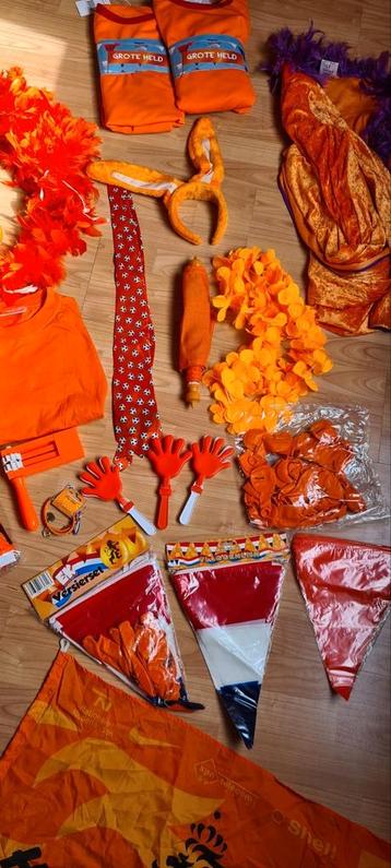 Oranje versiering artikelen koningsdag voetbal supporter EK