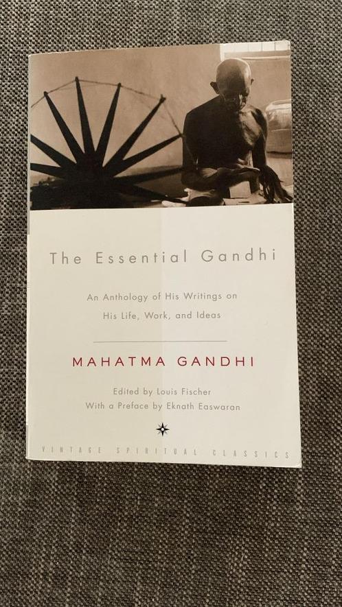 Boek The Essential Gandhi - Louis Fischer, Boeken, Geschiedenis | Wereld, Zo goed als nieuw, Ophalen of Verzenden