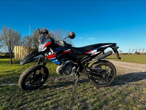 Derbi Senda drd x-treme sm 2020, Fietsen en Brommers, Brommers | Derbi, Zo goed als nieuw, Maximaal 45 km/u, Ophalen