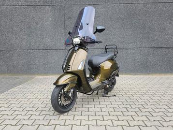 Vespa Sprint Candy Olive Green 2019 full option E4 GARANTIE!