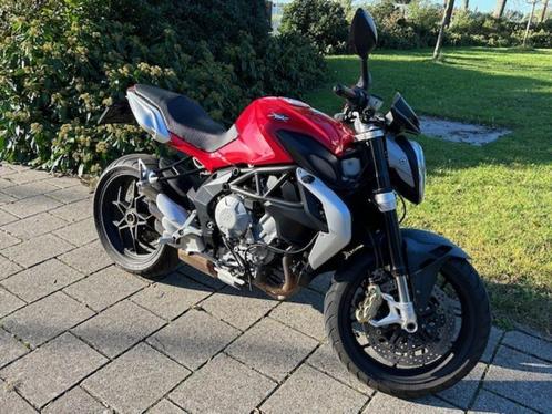 MV Agusta Brutale 675, Motoren, Motoren | MV Agusta, Particulier, Naked bike, meer dan 35 kW, 3 cilinders, Ophalen