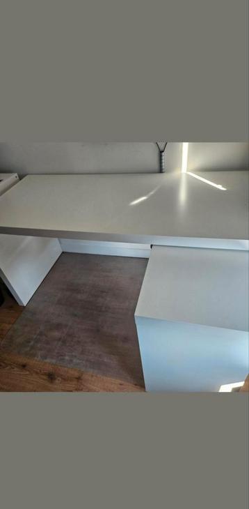 IKEA MALM Bureau met Uittrekbaar Blad - Wit 151 cm - afbeelding 2 IKEA MALM Bureau met Uittrekbaar Blad - Wit 151 cm - afbeelding 2