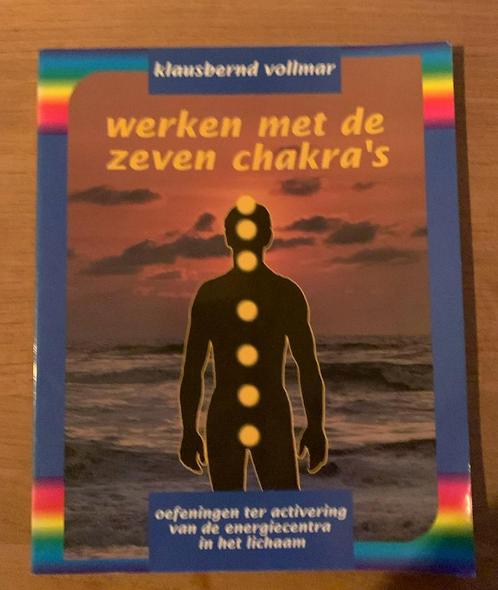 K. Vollmar - Werken met de zeven chakra's, Boeken, Esoterie en Spiritualiteit, Zo goed als nieuw, Ophalen of Verzenden