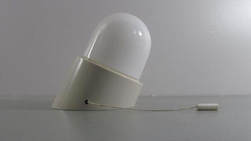 Vintage badkamerlampje wandlampje bedlampje met trekkoord, Huis en Inrichting, Lampen | Wandlampen, Zo goed als nieuw, Glas, Overige materialen